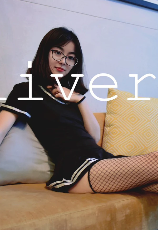 元气模特网红@OliverMuta 户外无圣光尺度合集